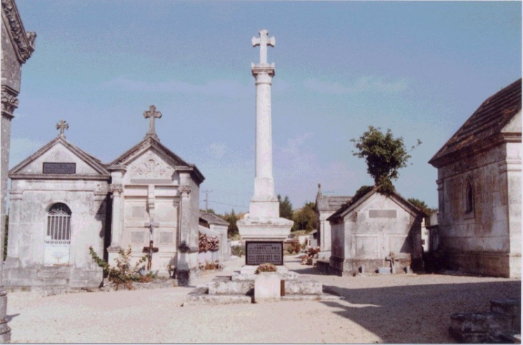 La croix des curés (Ph. G. BRANCHUT 1993)