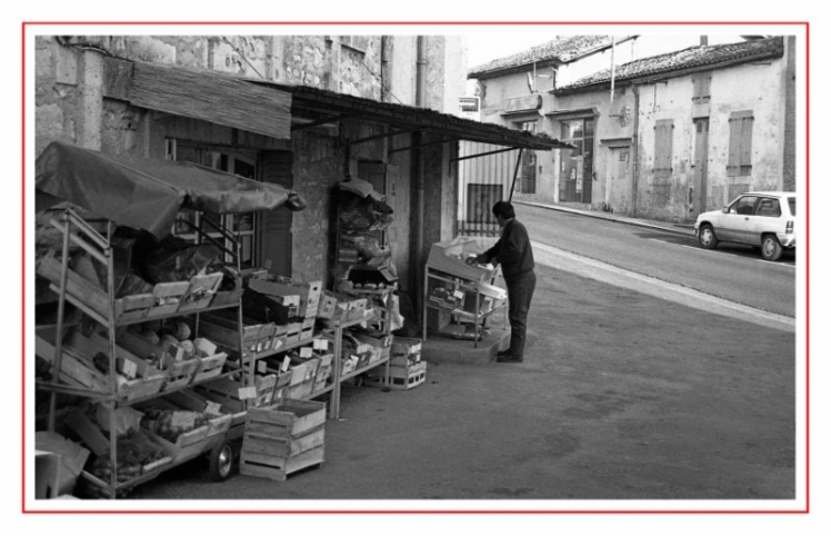 L'épicerie vue de l'extérieur (Ph. Famille SOULARD)