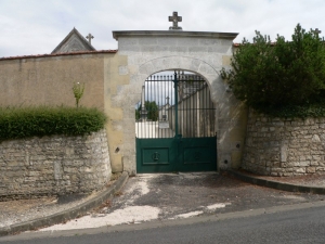 La porte en fer toujours existante (Ph. G. BRANCHUT 2007)