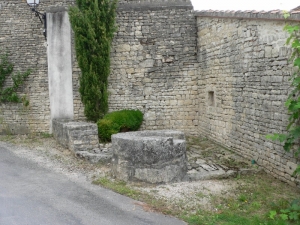 3ème puits du haut du Bourg (Ph. G. BRANCHUT 2006)