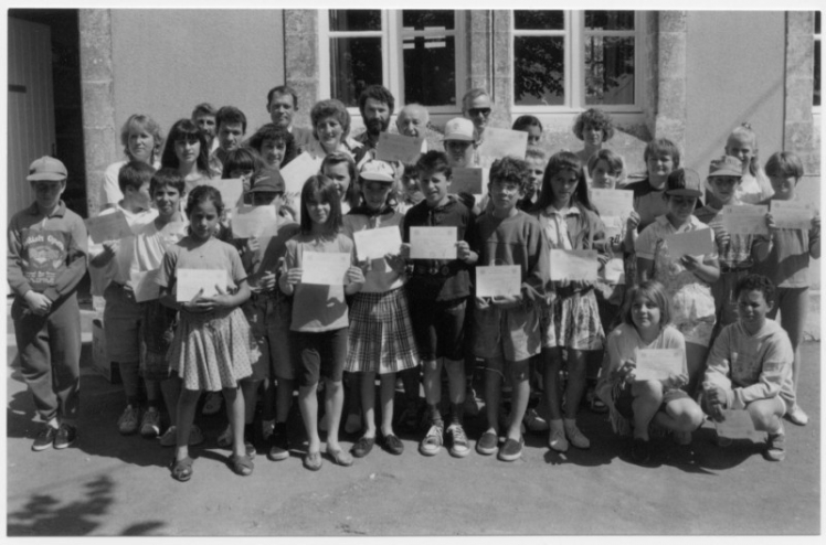 Ph. M. BUISSON - Directrice Annick LAPOUGE, Jean LAVOIX adjoint aux travaux, Guy BRANCHUT maire...